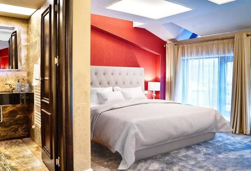 سوئیت با چشم‌انداز, Tsarevets Design And Spa