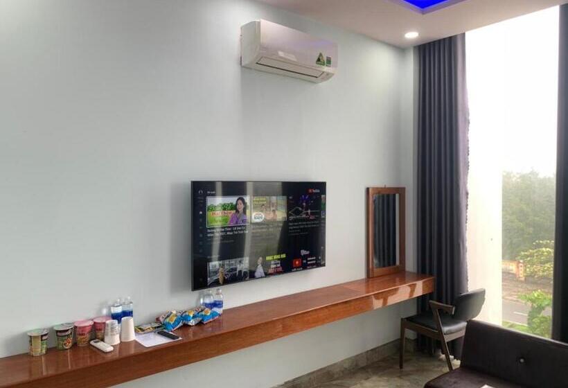 اتاق استاندارد با بالکن, Khách Sạn Nghinh Phong Beach Tuy Hòa