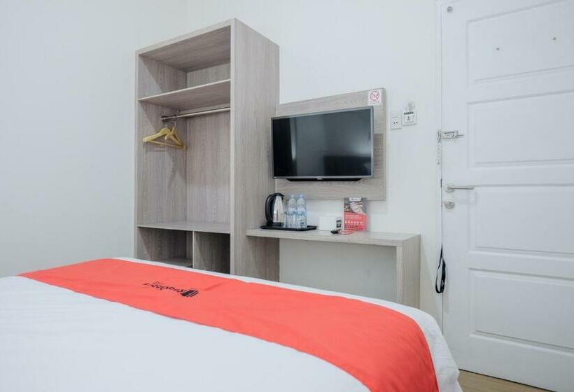 Номер Стандарт, Reddoorz Plus @ Jalan Juanda Medan