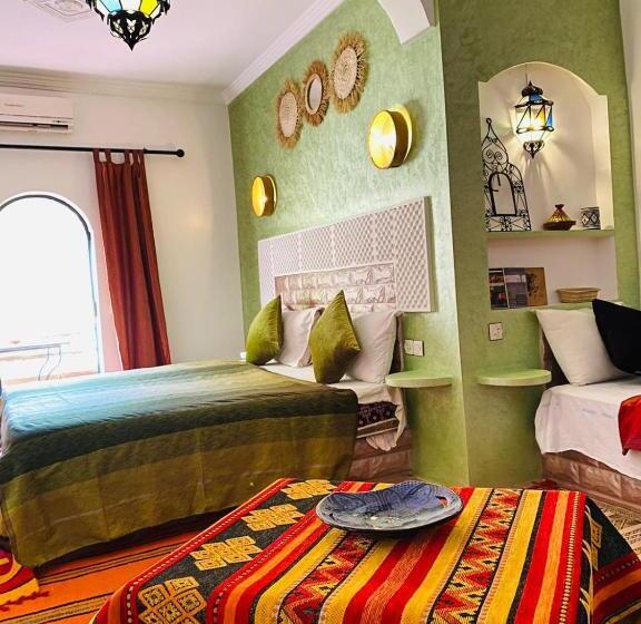 Полулюкс Повышенной Комфортности, Auberge Tissadrine