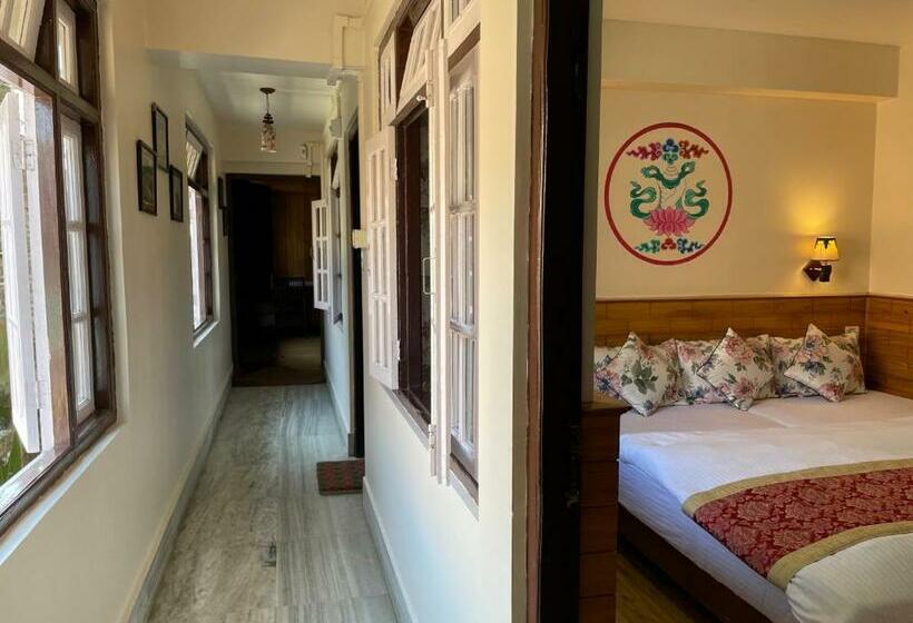 Номер Economy, Magnolia Residency