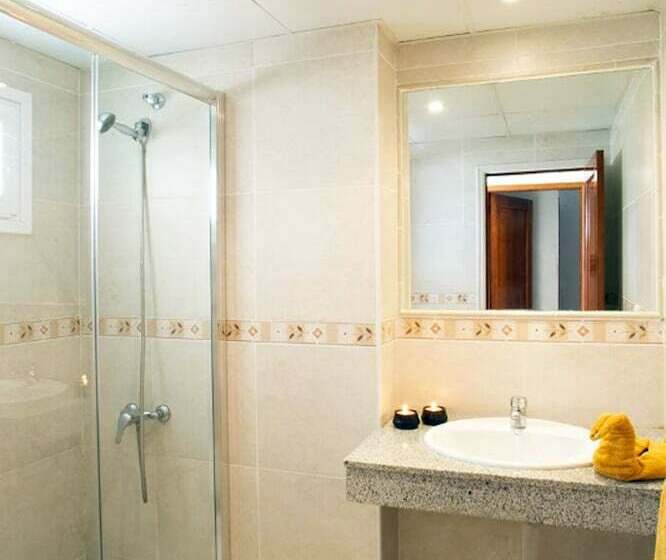 プールビューの２ベッドルームアパート, Aparthotel Playa del Sol - Adults Only