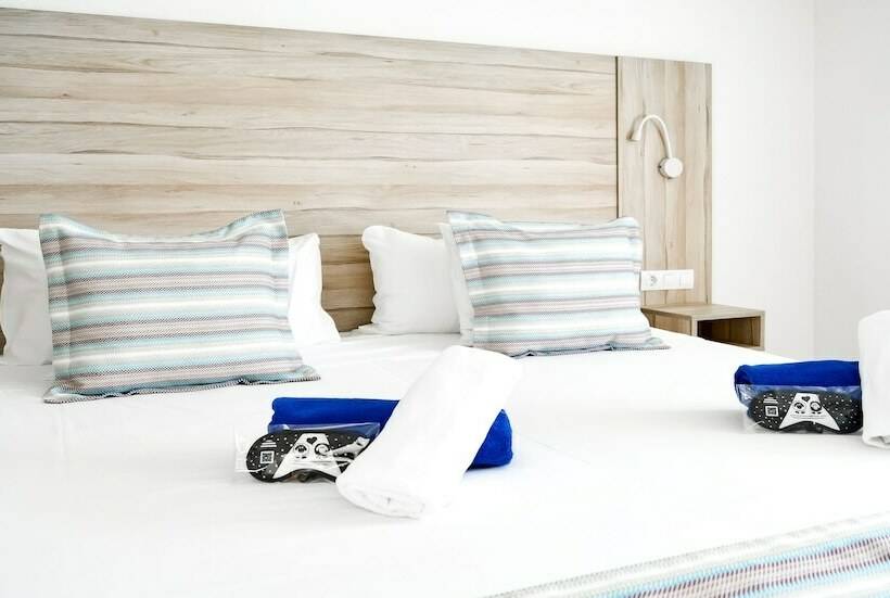 プールビューの１ベッドルームプレミアムアパートメント, Aparthotel Playa del Sol - Adults Only