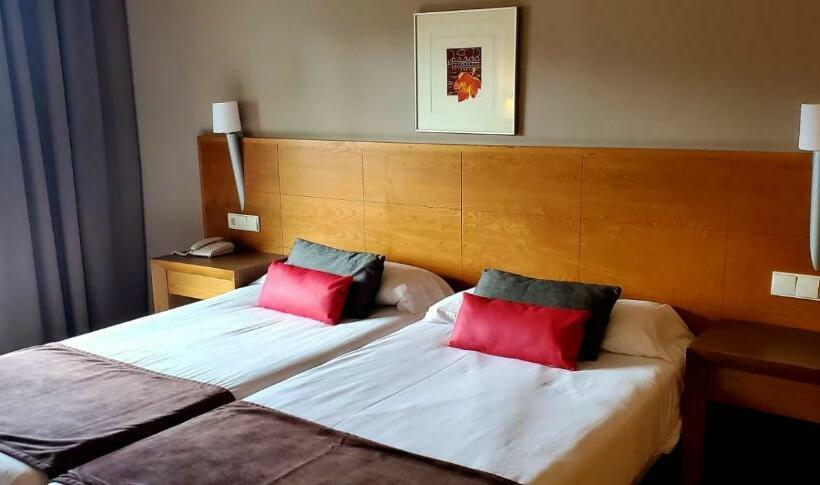 اتاق استاندارد, Ohtels Campo de Gibraltar