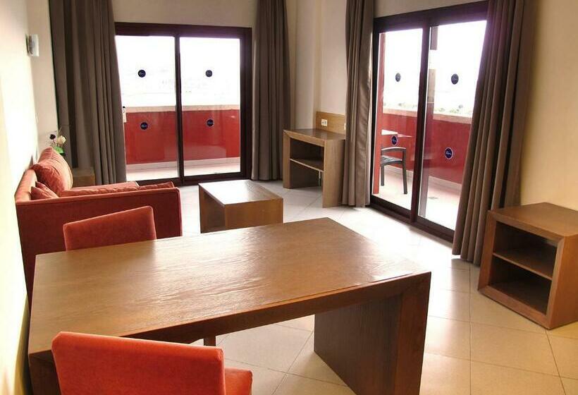 سوییت جونیور, Ohtels Campo de Gibraltar