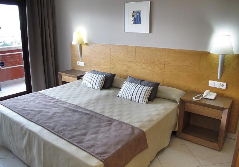 سوییت جونیور, Ohtels Campo de Gibraltar