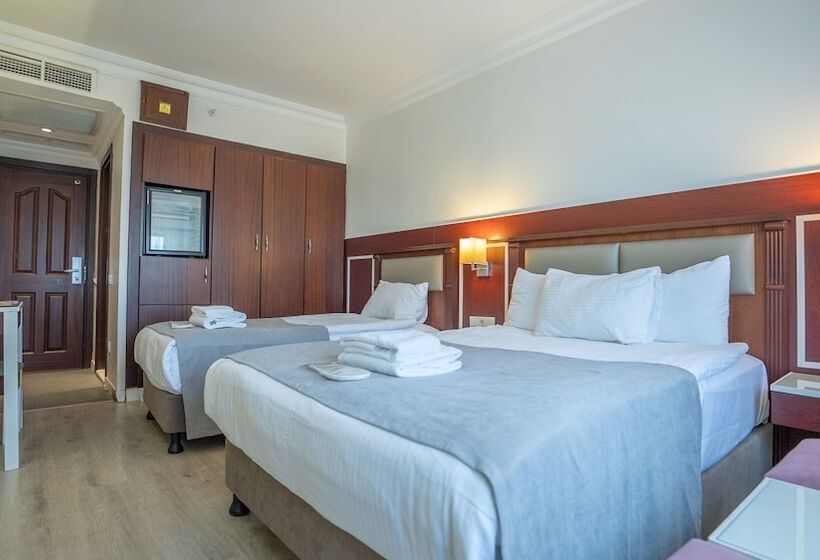 スタンダードトリプルルーム, Seminal Hotel Taksim