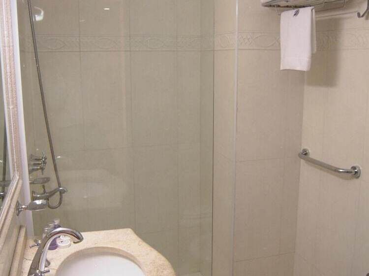 스탠다드 스튜디오, Condor Suites Apart