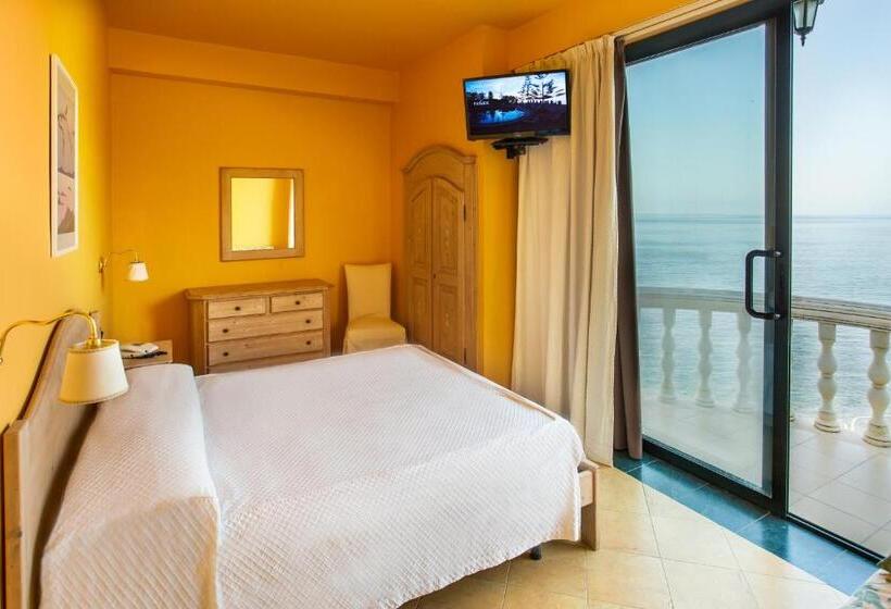 Quarto Estandar Vista Mar com Sacada, La Playa Blanca
