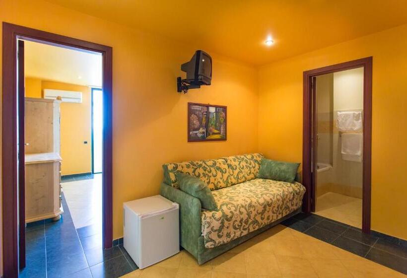 Suite Vista Piscina, La Playa Blanca