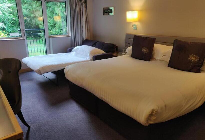 Семейный Номер, Maryborough Hotel & Spa