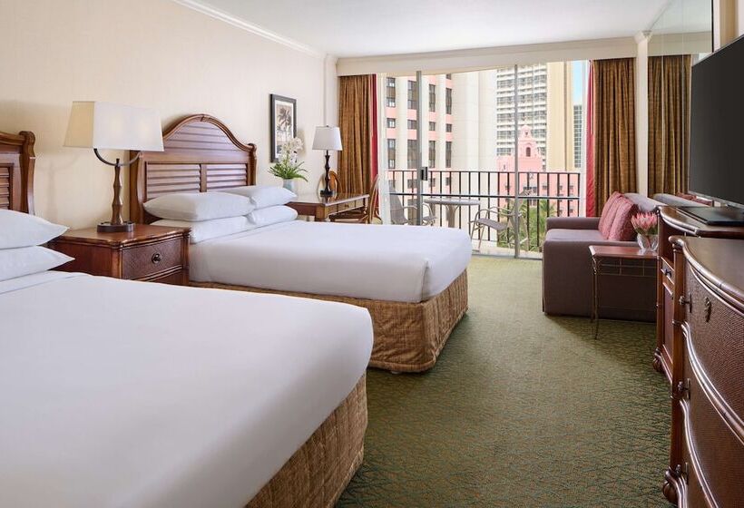 带2个双人床的标准工作室, Outrigger Waikiki Beach Resort