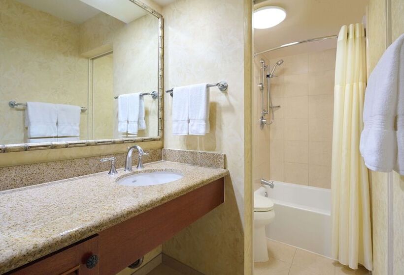 俱乐部房间, Outrigger Waikiki Beach Resort