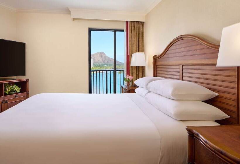 Suite Club Vista Mar, Outrigger Waikiki Beach Resort