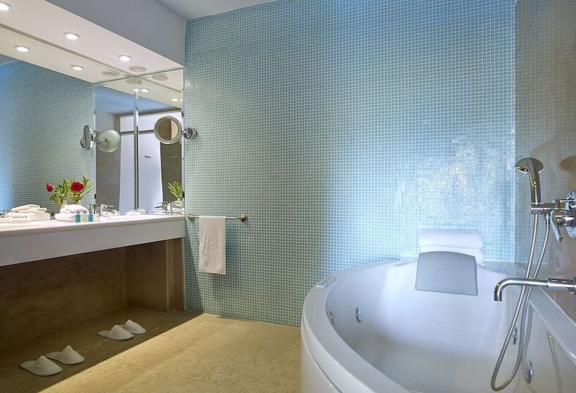 Студио Club, St. Nicolas Bay Resort Hotel & Villas