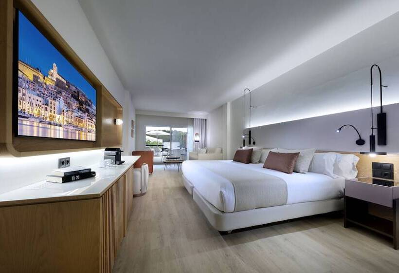 Júnior Suíte com Hidromassagem, Grand Palladium Select Palace Ibiza