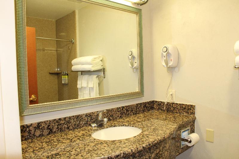 스위트 킹사이즈 침대, Holiday Inn Express Hotel & Suites Tucson Mall, An Ihg