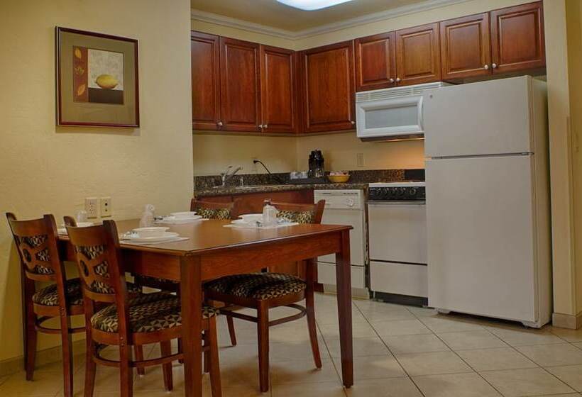 스위트, Holiday Inn Express Hotel & Suites Tucson Mall, An Ihg