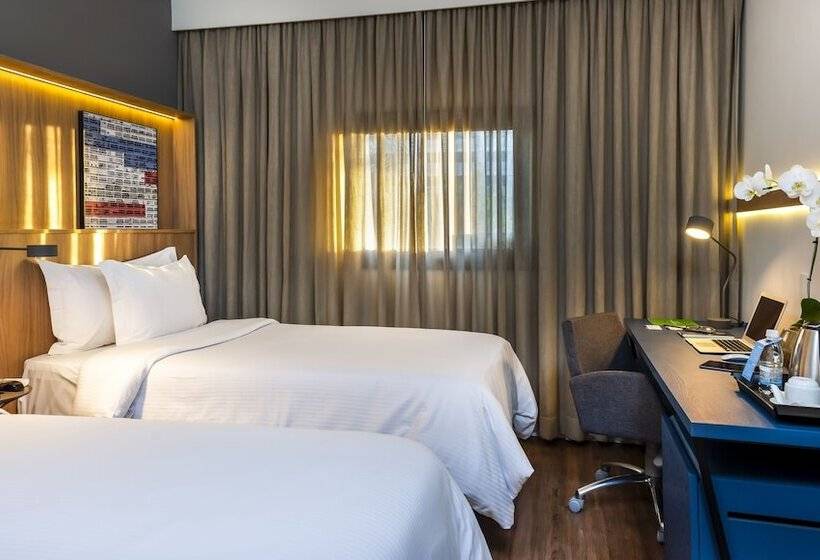 اتاق استاندارد برای معلولان, Hampton By Hilton Guarulhos Airport