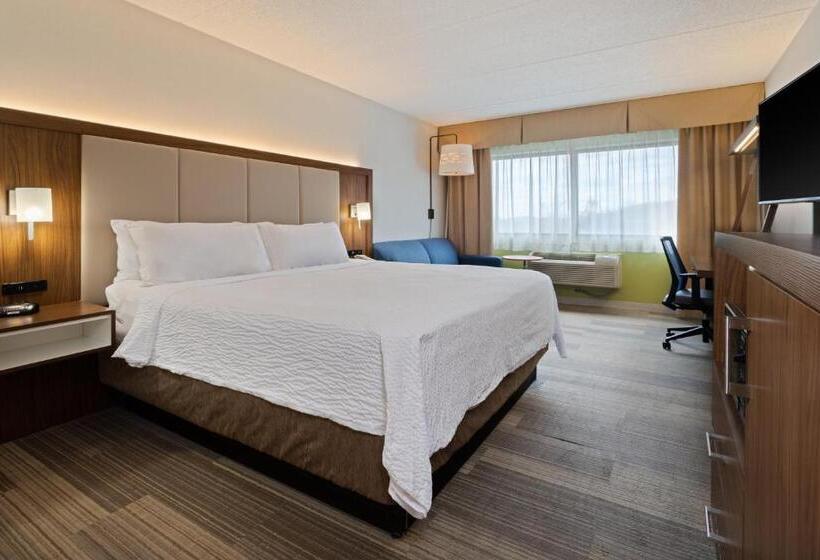 Номер Стандарт Кровать Кинг Адаптированный для Инвалидов, Holiday Inn Express Hauppauge Long Island, An Ihg