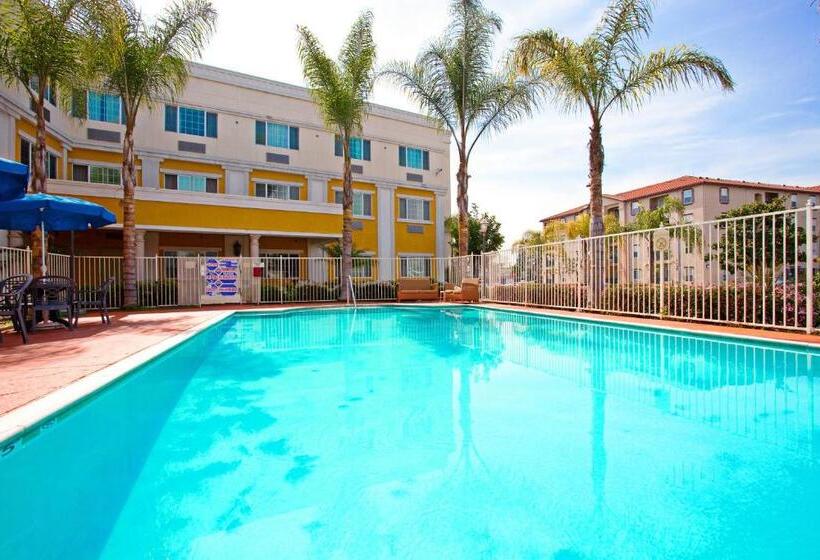 Номер Deluxe Адаптированный для Инвалидов, Marguerite South Anaheim   Garden Grove, Trademark Collection By Wyndham