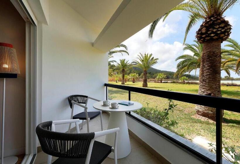 Quarto Familiar Comunicado, Grand Palladium Select Palace Ibiza