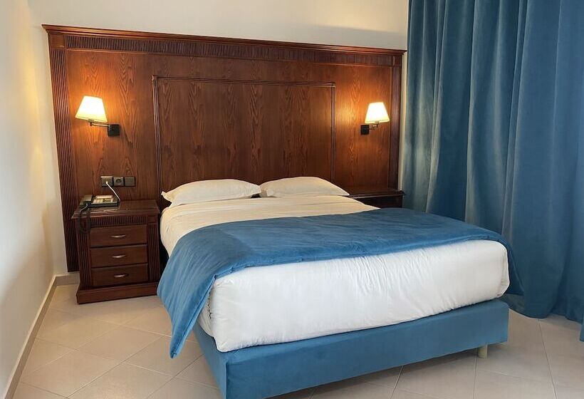 اتاق لوکس یک تخته, Azur