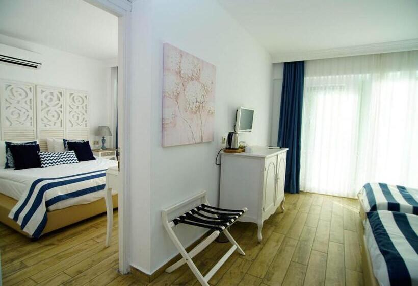 Семейный Номер Вид на Сад, Blue Dreams Resort Bodrum Ultra All Inclusive