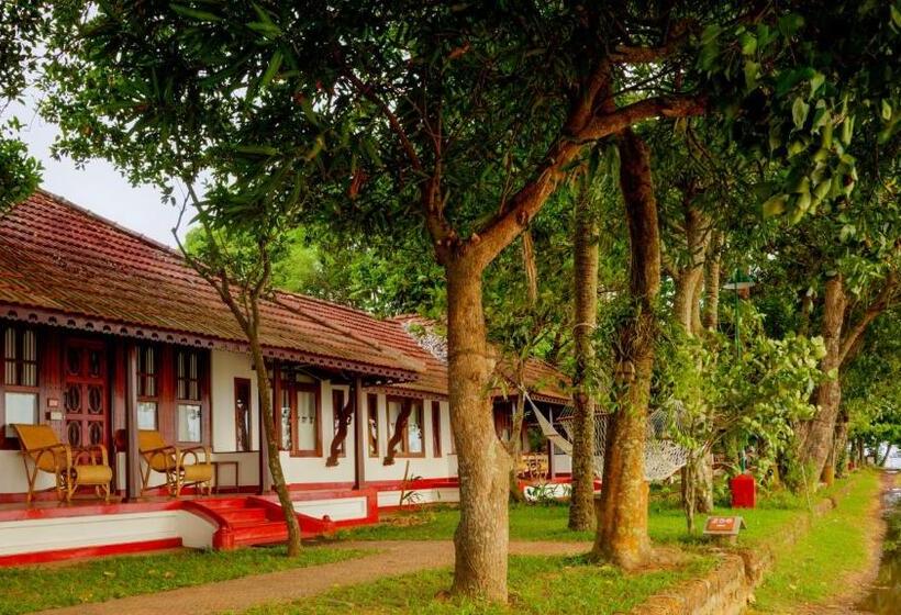 Вилла с 1 спальней и бассейном, Coconut Lagoon Kumarakom  A Cgh Earth Experience