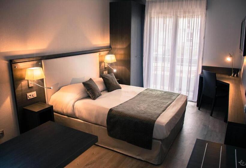 Студия Стандарт, Sejours & Affaires Aixenprovence Mirabeau
