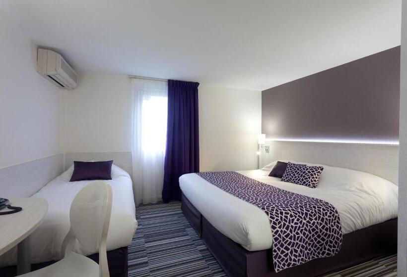 Трехместный Номер Superior, The Originals City, Hôtel Alizéa, Le Mans Nord
