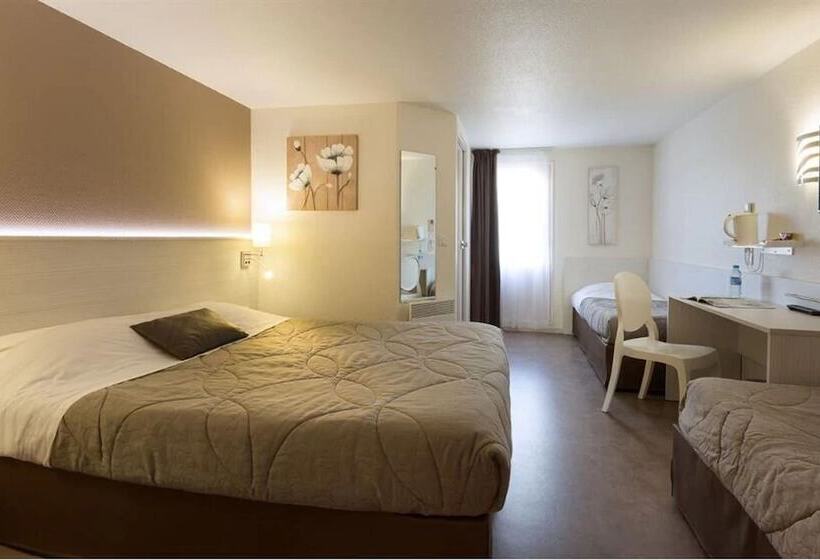 Четырехместный Номер Superior, The Originals City, Hôtel Alizéa, Le Mans Nord