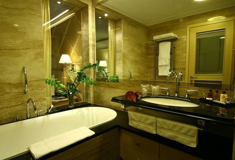 سوییت جونیور, Splendid Conference & Spa Resort