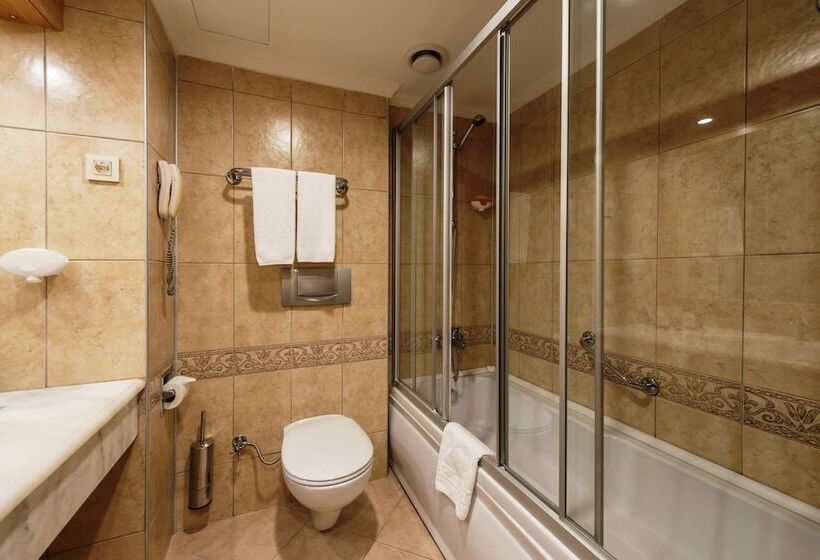 Семейный Номер, Belconti Resort