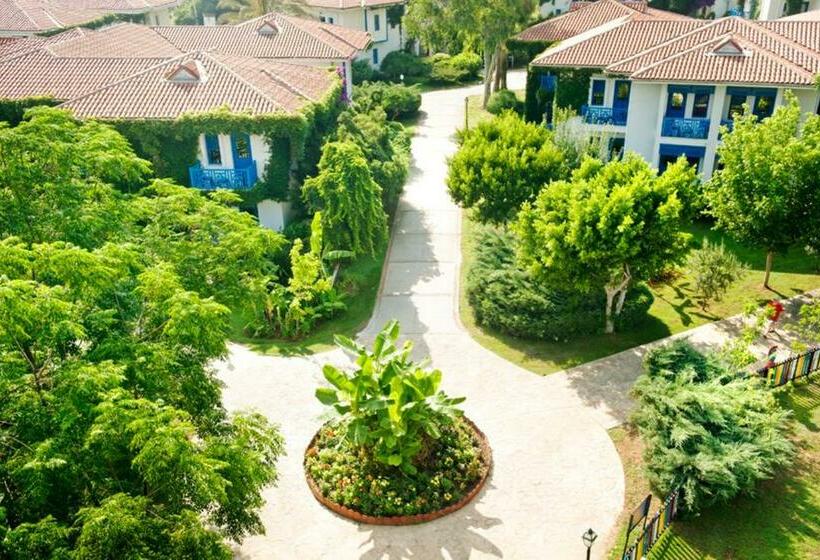 Номер Стандарт Вид на Сад, Belconti Resort