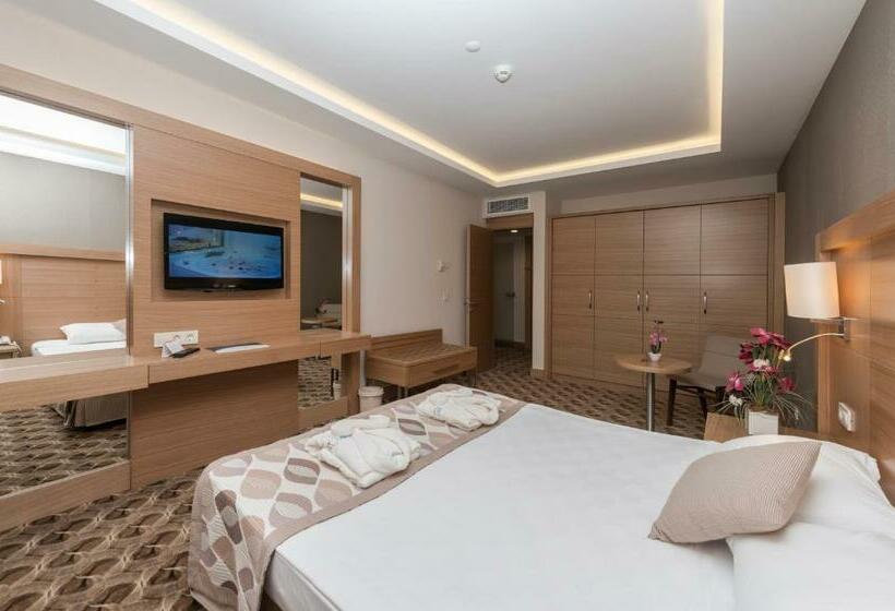 Семейный Номер, Belconti Resort
