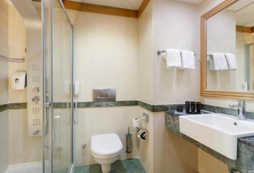 اتاق خانوادگی, Dobedan Beach Resort Comfort
