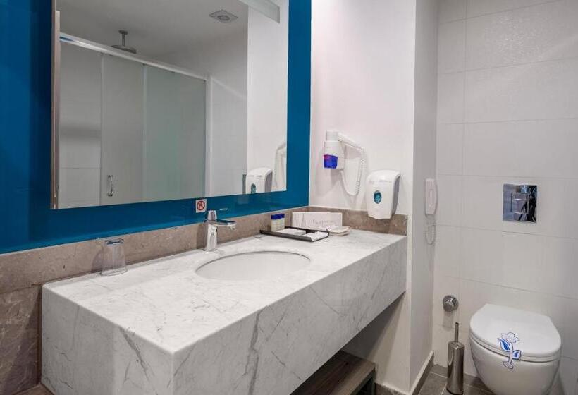 스탠다드 룸 풀장 전망, Long Beach Alanya   Ultra All Inclusive