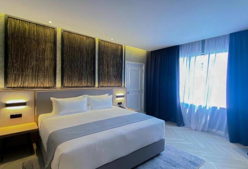 Deluxe Room, Royal Signature