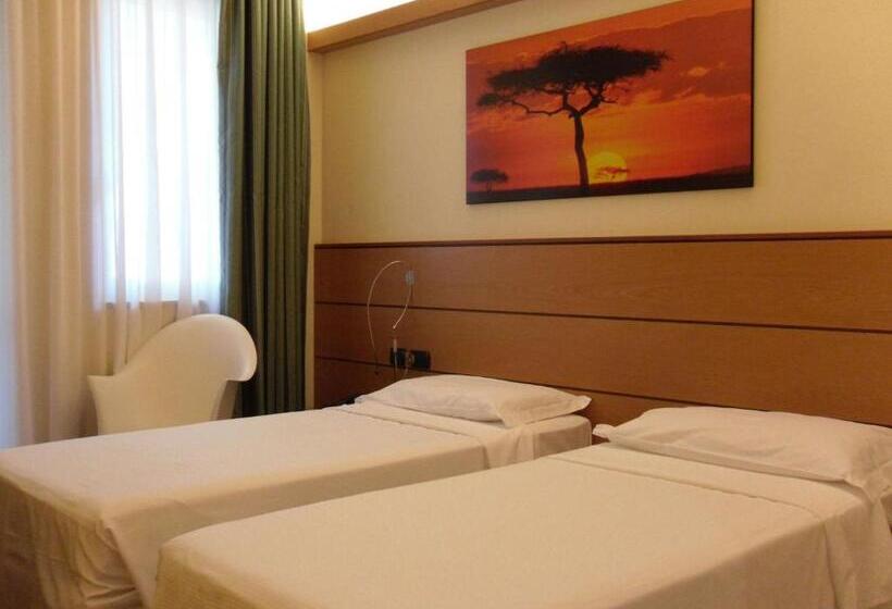اتاق کلاسیک با تخت دونفره, Best Western Hotel Dei Cavalieri