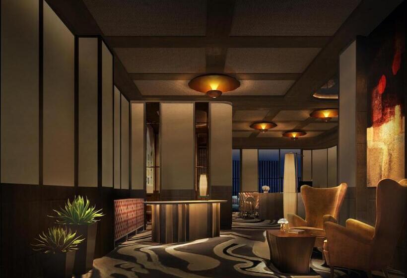 Номер Executive, Mövenpick Hotel Hanoi Centre