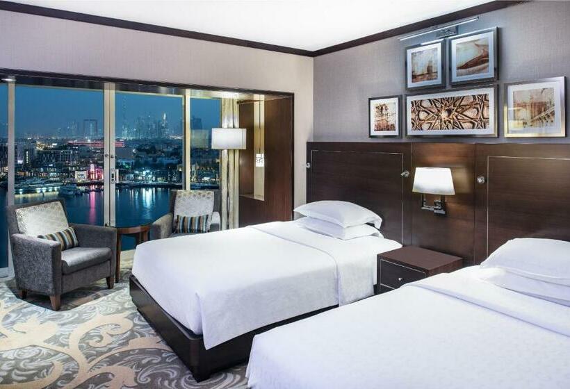 Номер Deluxe с Видом, Sheraton Dubai Creek Hotel & Towers
