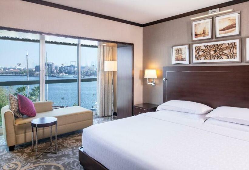 Номер Клуб Кровать Кинг, Sheraton Dubai Creek Hotel & Towers
