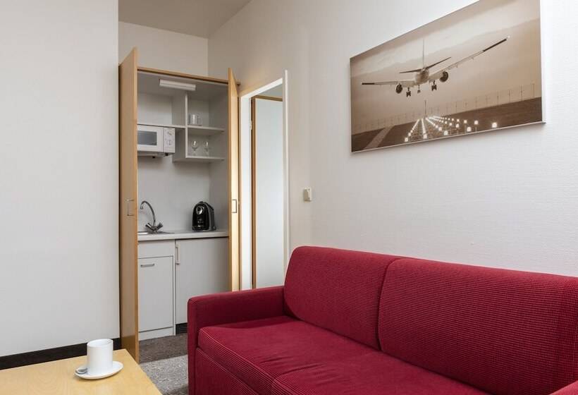 سوییت, Holiday Inn Frankfurt Airport   Neu Isenburg, An Ihg
