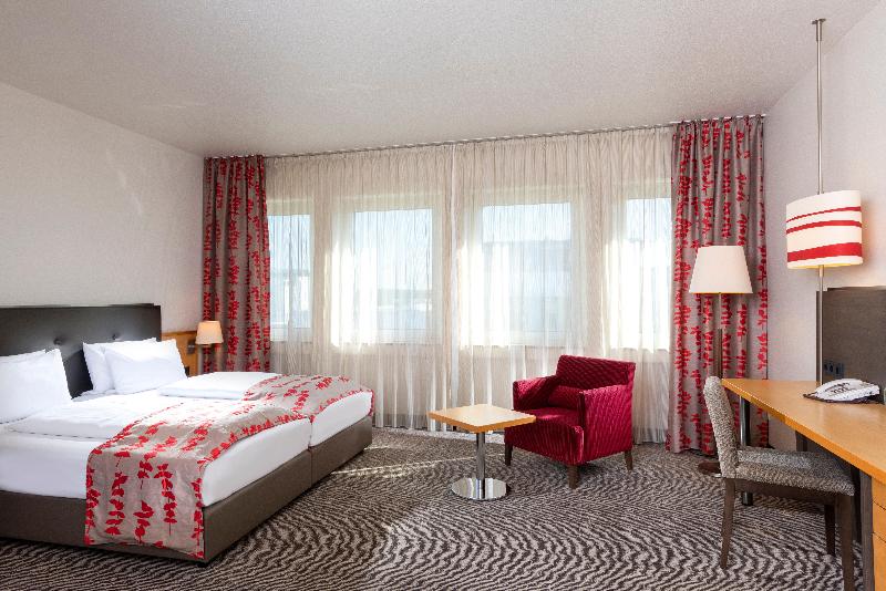 سوییت, Holiday Inn Frankfurt Airport   Neu Isenburg, An Ihg
