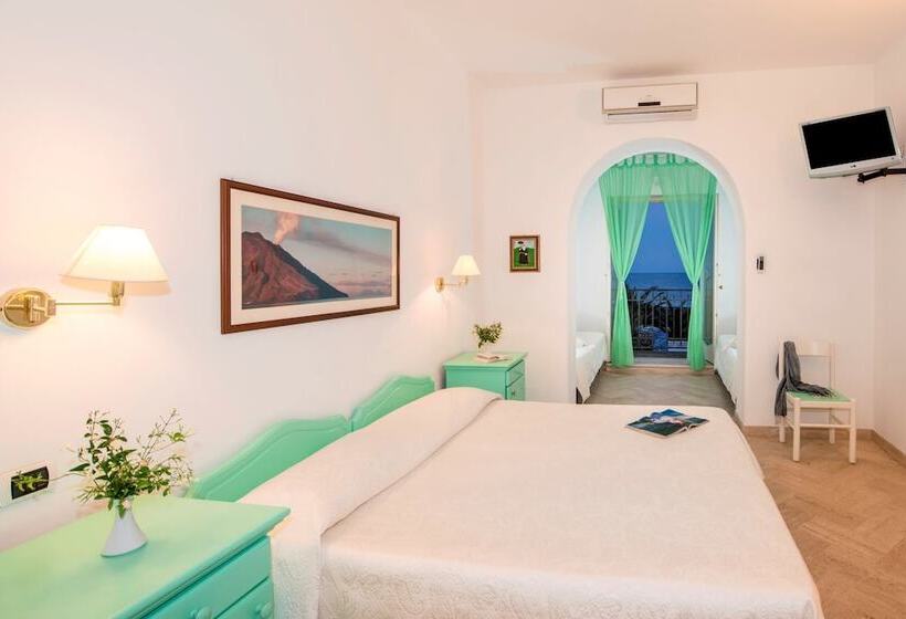 Номер Superior Вид на Море, Ossidiana Stromboli Center