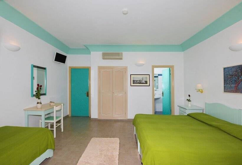 Номер Стандарт Трехместный, Ossidiana Stromboli Center