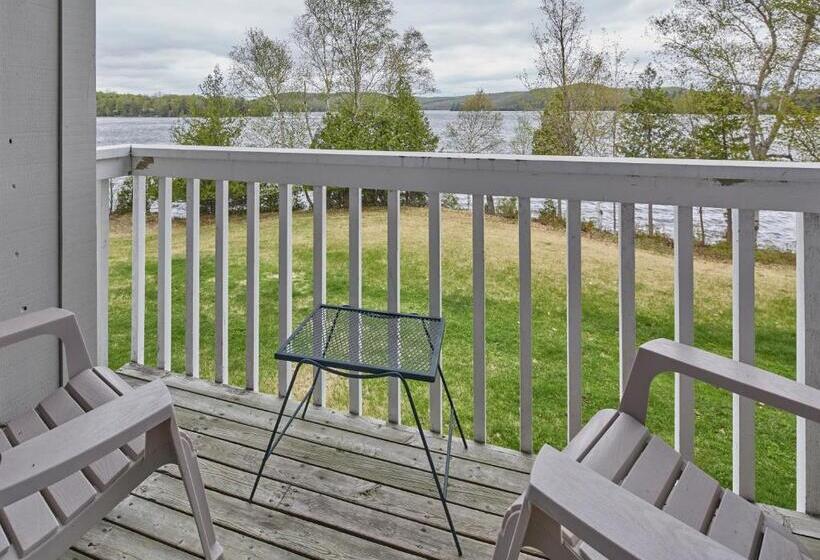 Standard studio with lake view, Sir Sam S Inn & Waterspa   Adults Only