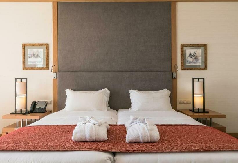 اتاق استاندارد با چشم‌انداز دریا, Sesimbra Oceanfront Hotel   Preferred Hotels And Resorts