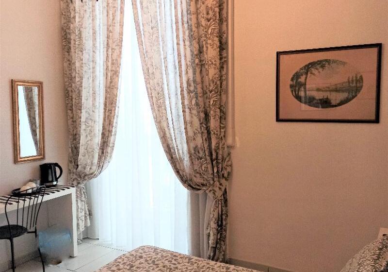 バルコニー付きスタンダードルーム, B&b Dei Decumani